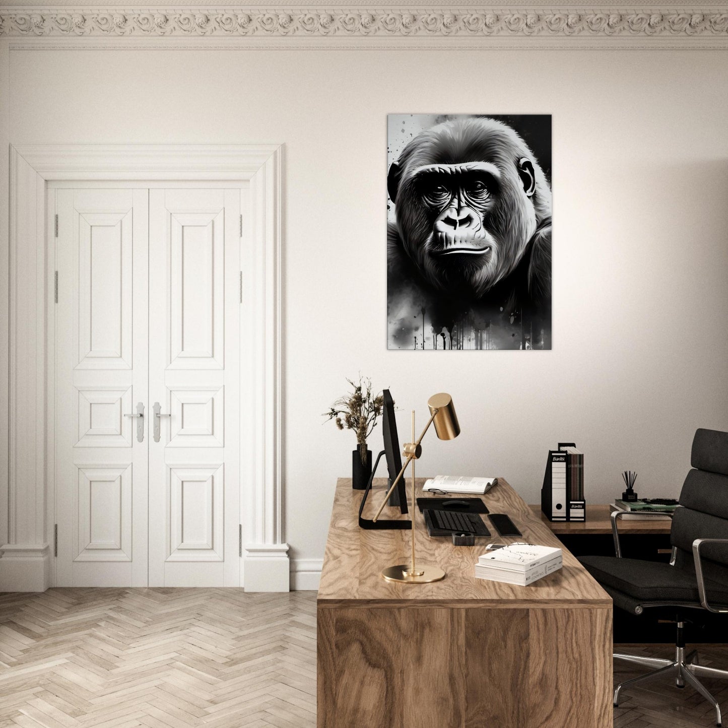 tableau de gorille en noir et blanc dans le bureau
